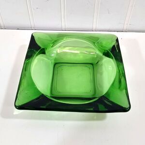 Green Square Art Glass Ashtray Decorative Molded Glass Cigar Ashtray 4.75"  Sq.